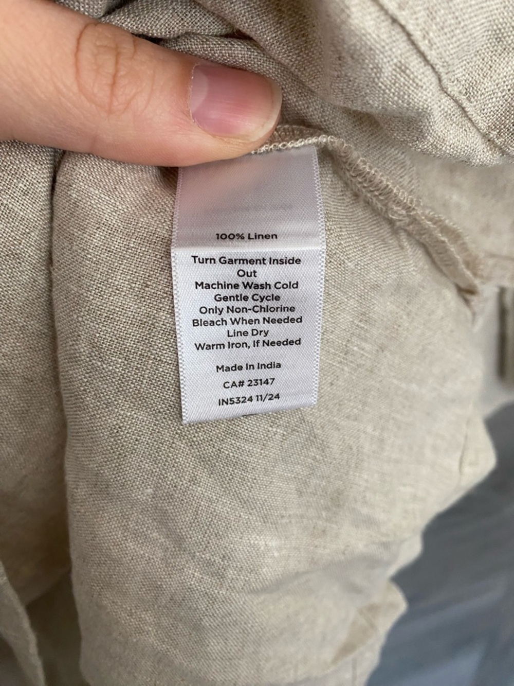 Haven Well Within Linen Cuff Sleeve Top - Picture 5 of 6